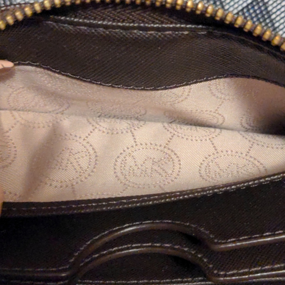 Wallet - Picture 3 of 5